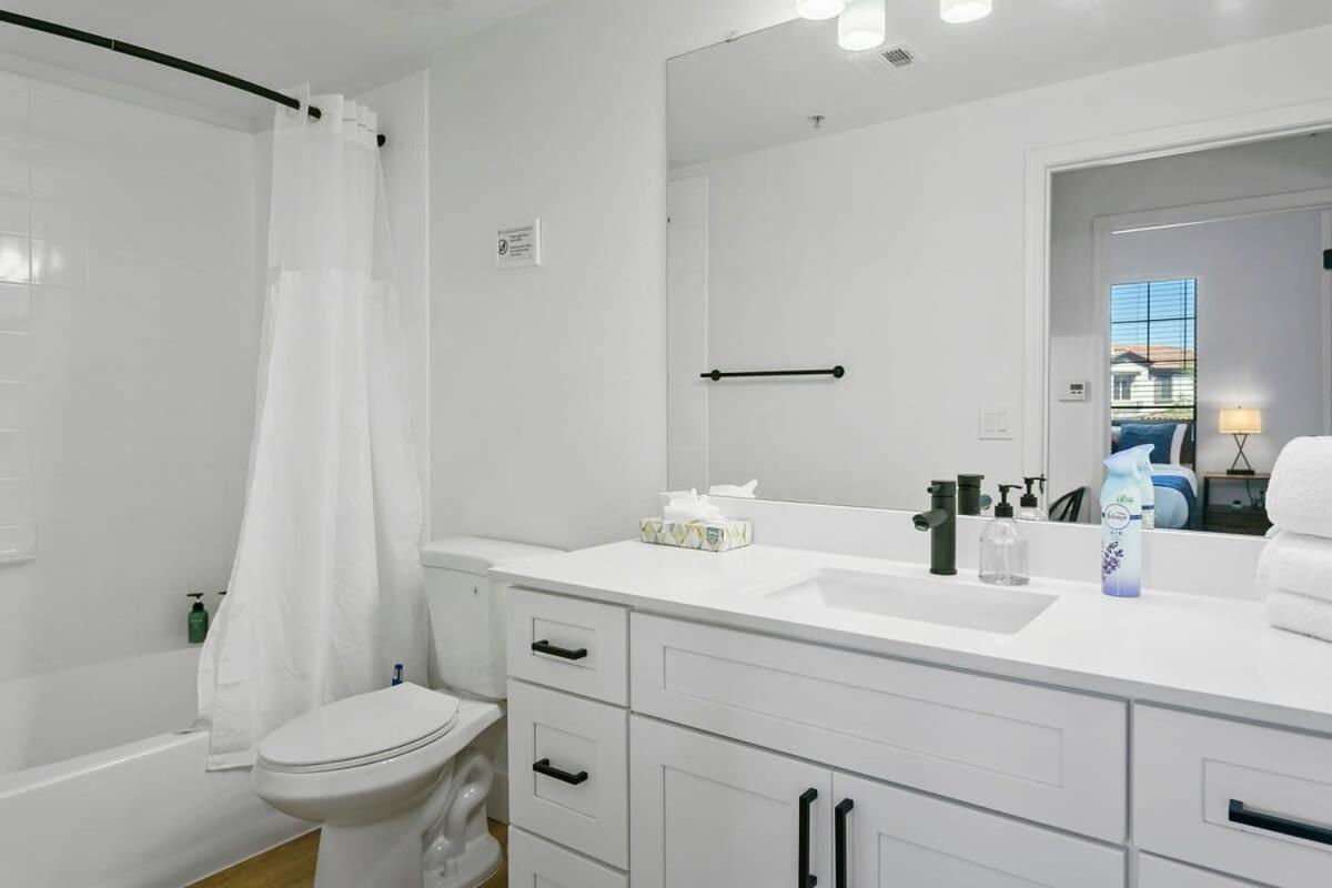 Cozysuites Glendale By The Stadium With Pool 02 Экстерьер фото
